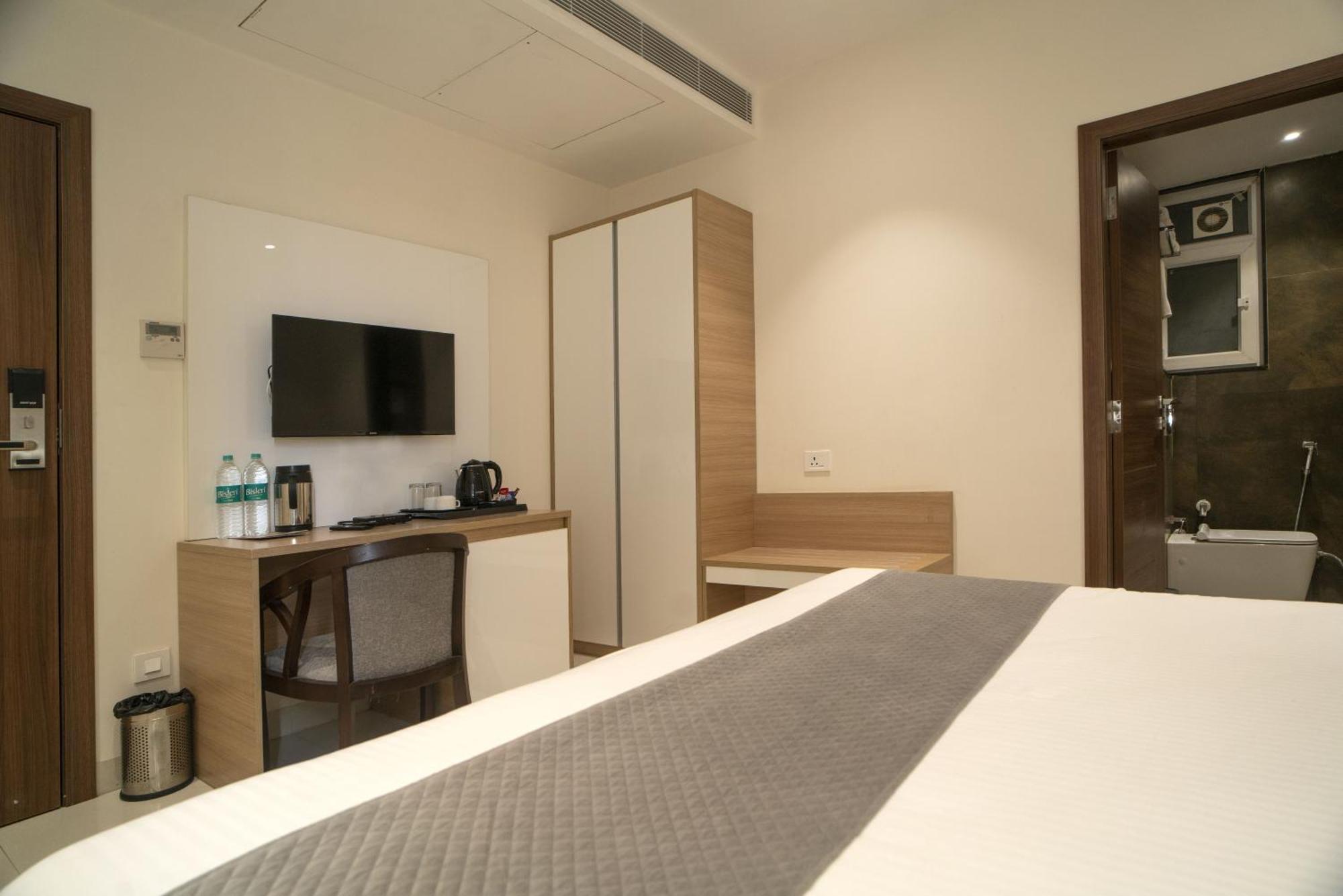 The Mangal View Residency - A Luxury Boutique Business Hotel Udaipur Exterior photo