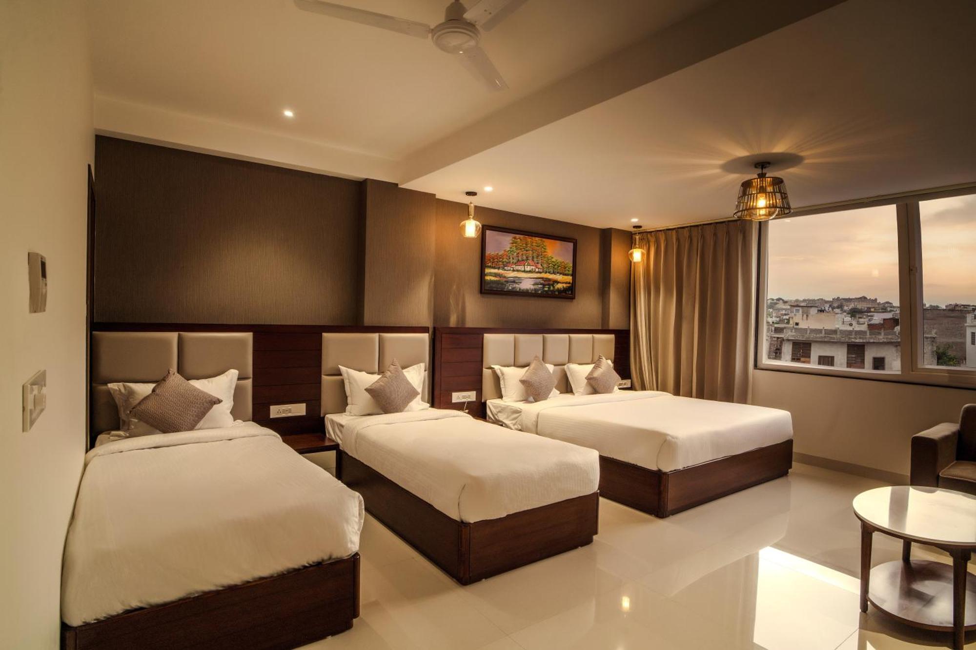 The Mangal View Residency - A Luxury Boutique Business Hotel Udaipur Exterior photo