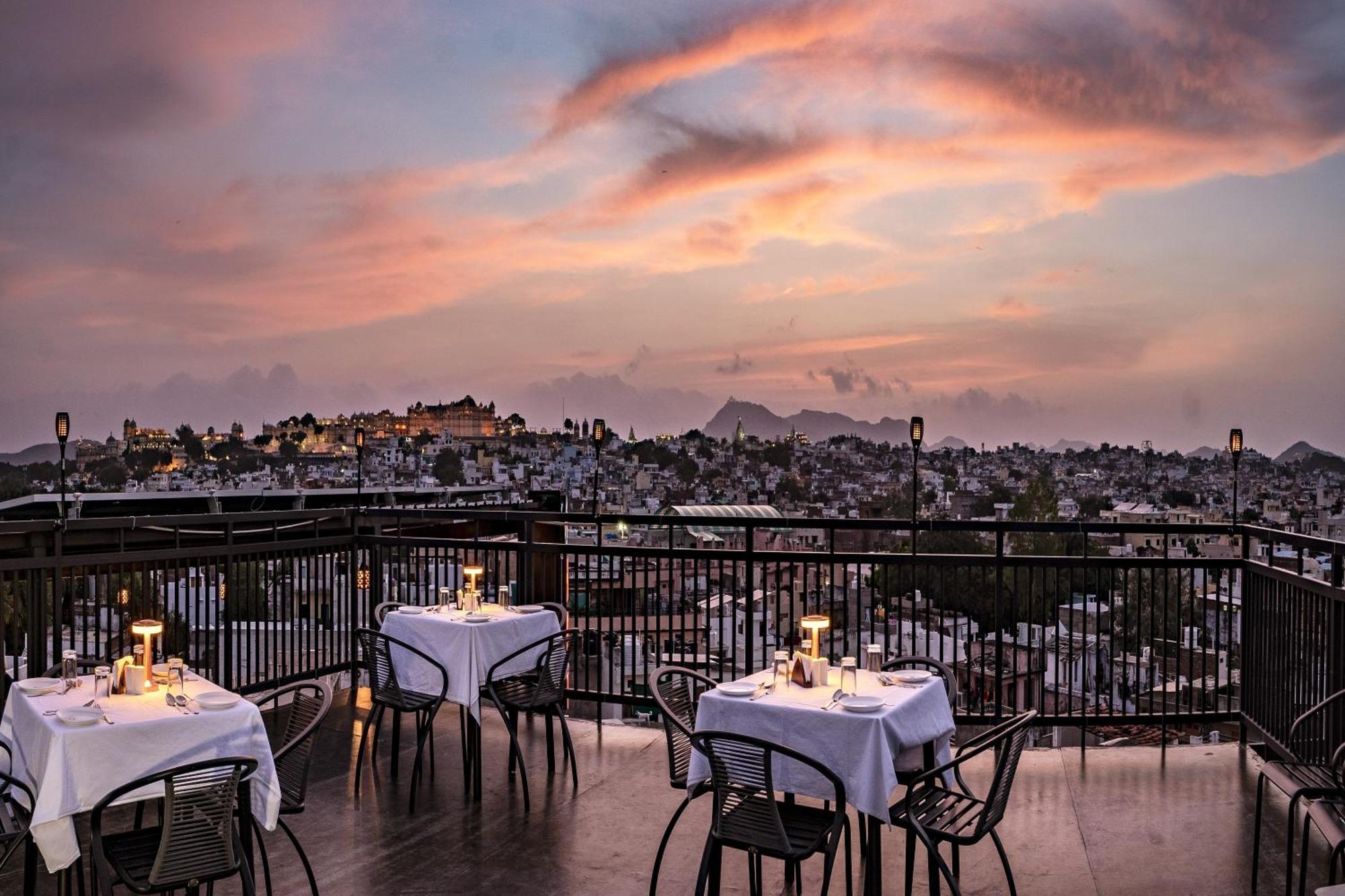 The Mangal View Residency - A Luxury Boutique Business Hotel Udaipur Exterior photo